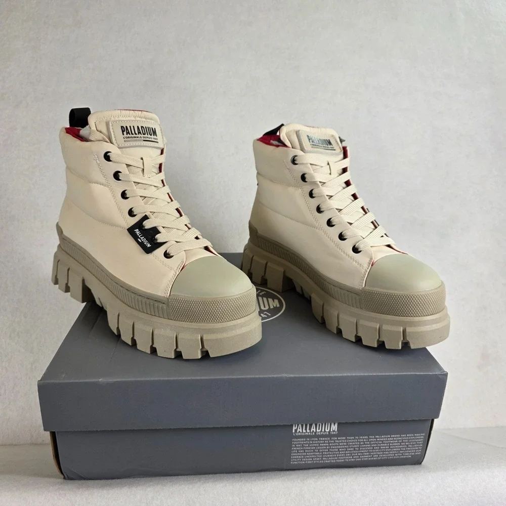 Palladium Revolt Boot‎ Overcush Women's Size 10 Almond Milk Textile Winter  NIB